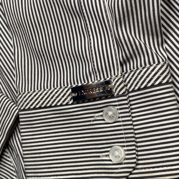 EXPRESS button up tops - Picture 2 of 3